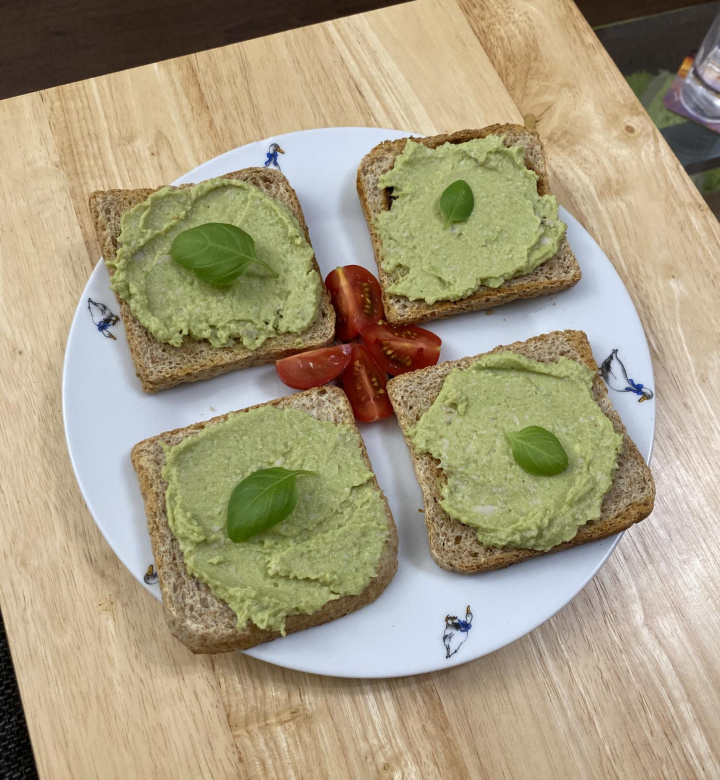 Avokádová pomazánka Avokádová pomazánka